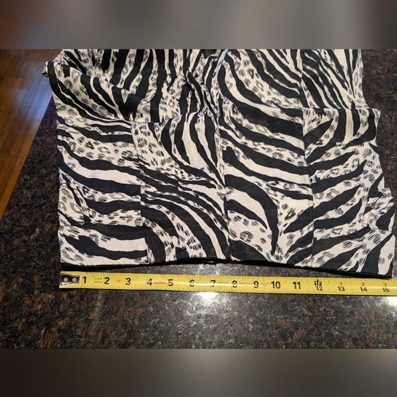 Bimba Y Lola Zebra Flowy Pants (M) - Picture 8 of 8